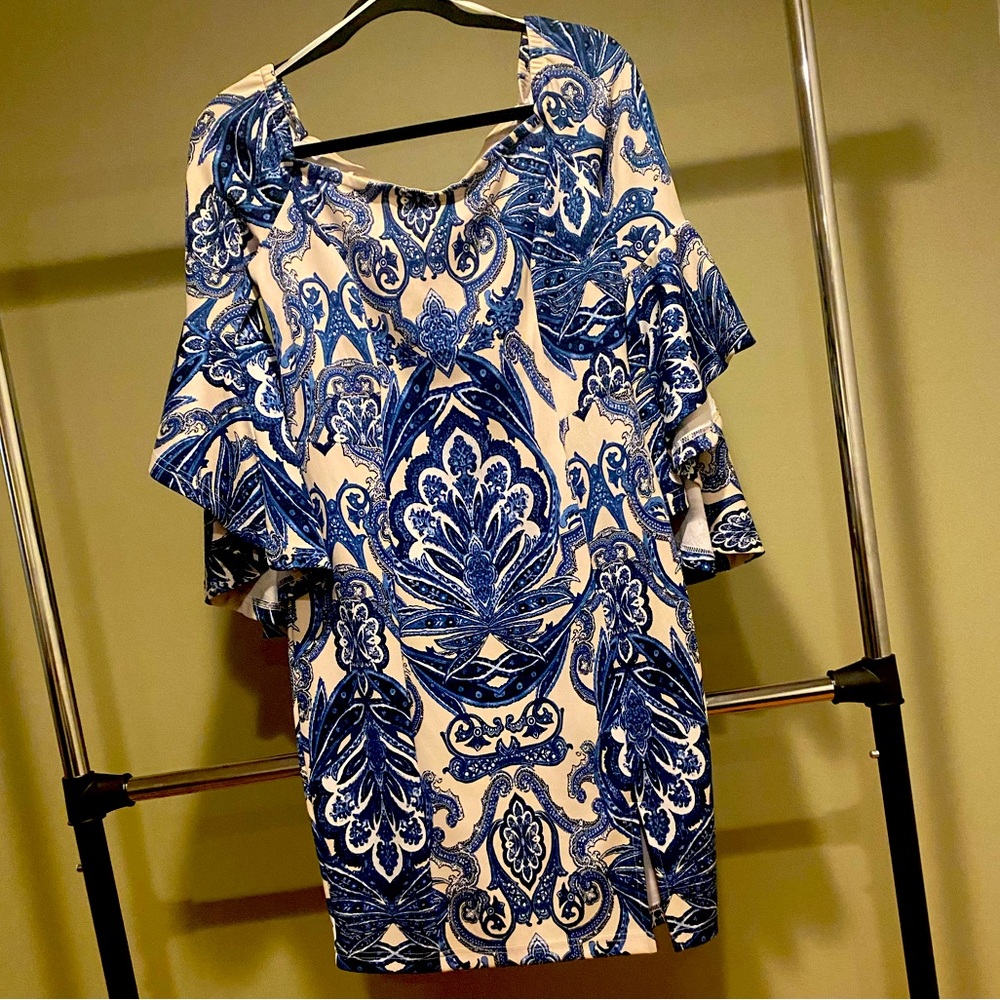 VENUS dress at very low price